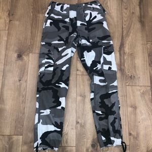 Black and white camp cargo pants.